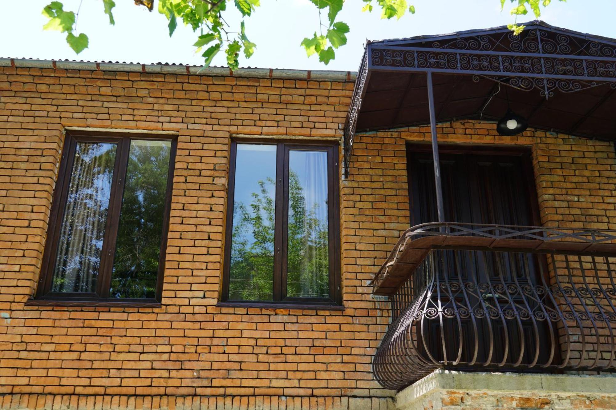 Dro Hotel Kutaisi Exterior photo