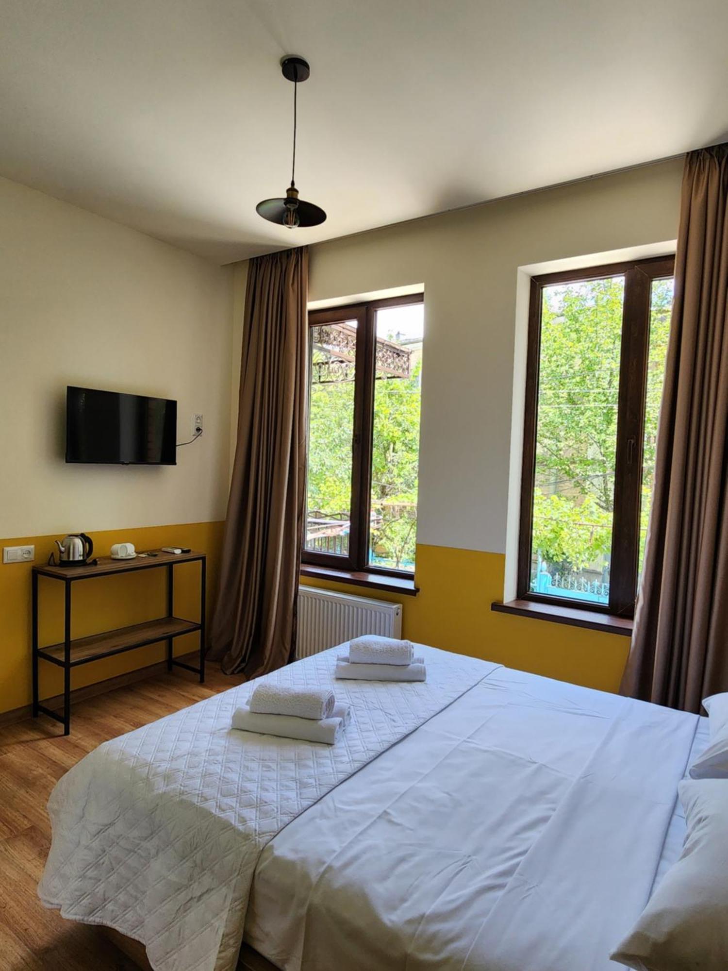 Dro Hotel Kutaisi Exterior photo